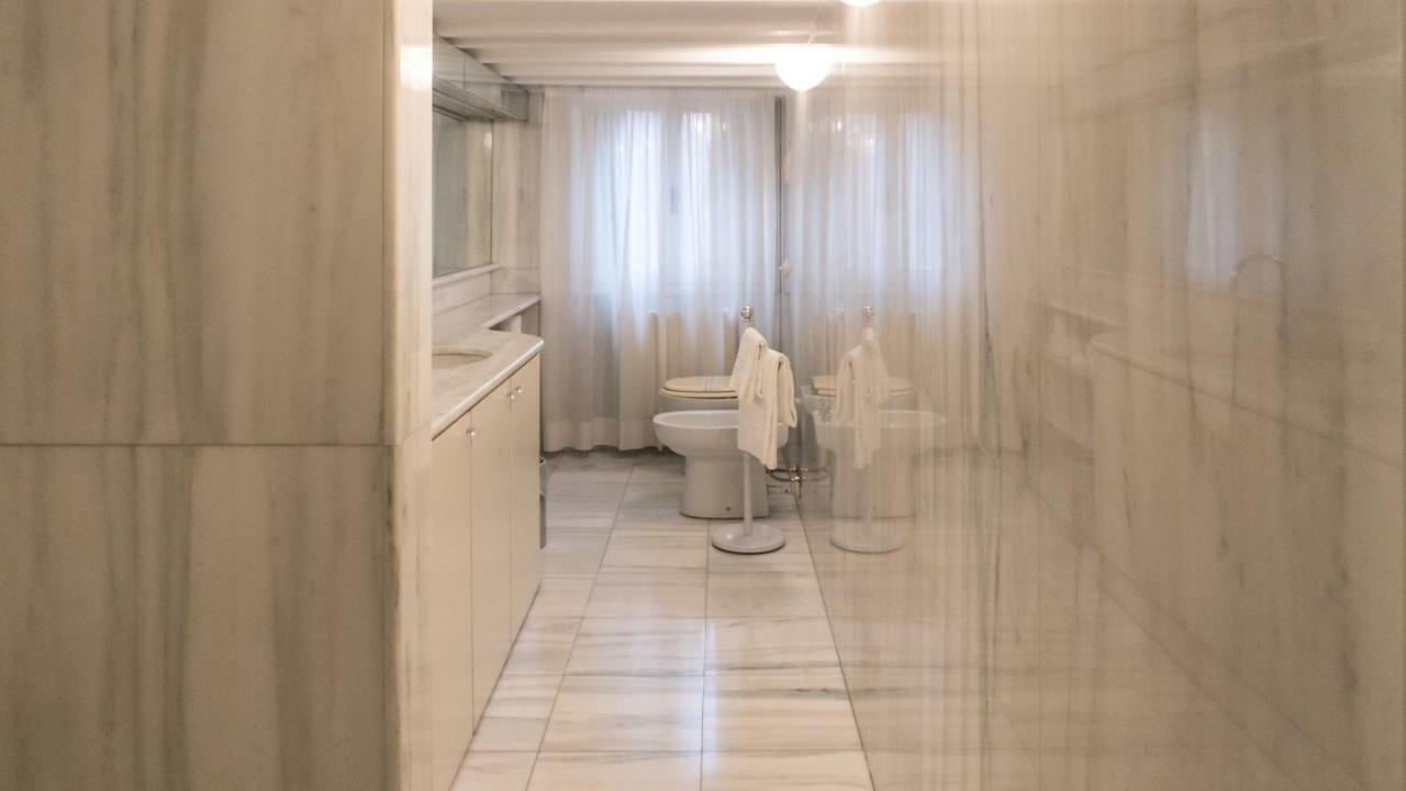 Luxury Balcony Apartment Venezia Esterno foto